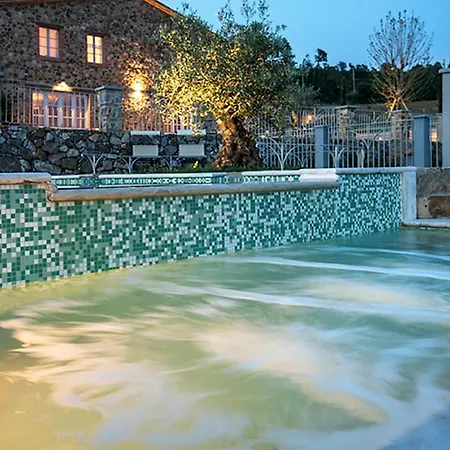 Amazing In With Private Swimming Pool, Be Inside Or Outside Trevinano